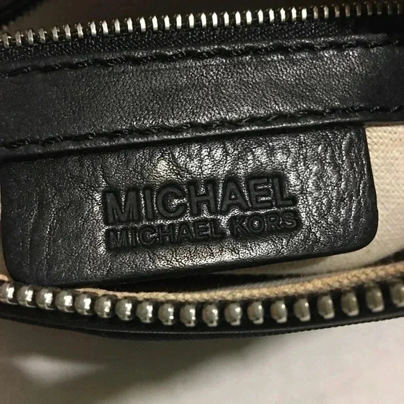 Michael kors Black Nylon shoulder bag - Picture 6 of 8